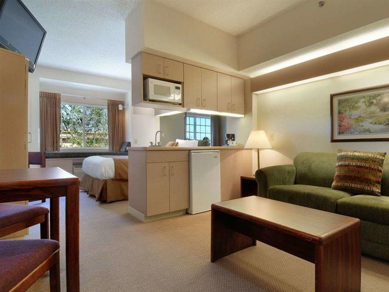 Microtel Inn & Suites By Wyndham Bloomington Msp Airport Exteriör bild