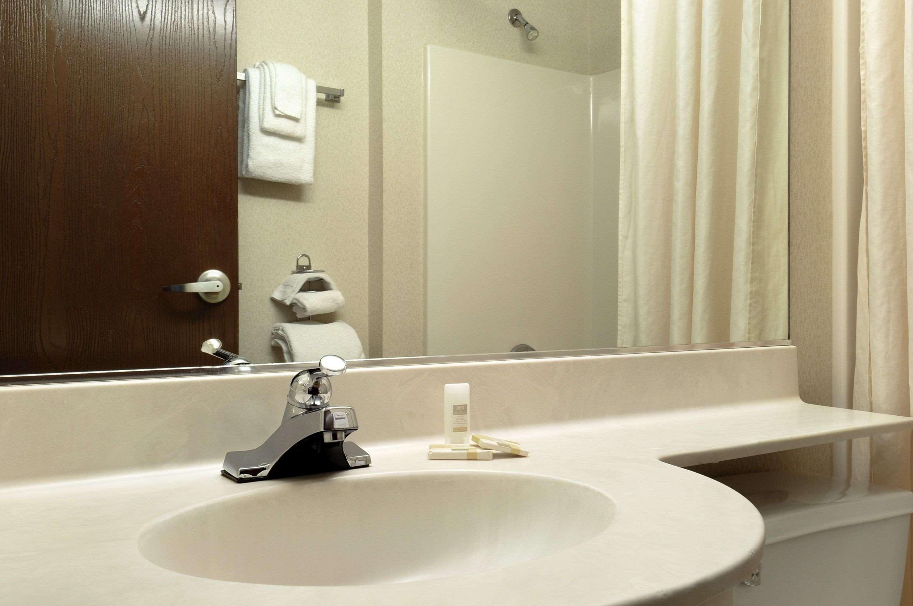 Microtel Inn & Suites By Wyndham Bloomington Msp Airport Rum bild